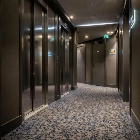 Nemea Palais 4* كان