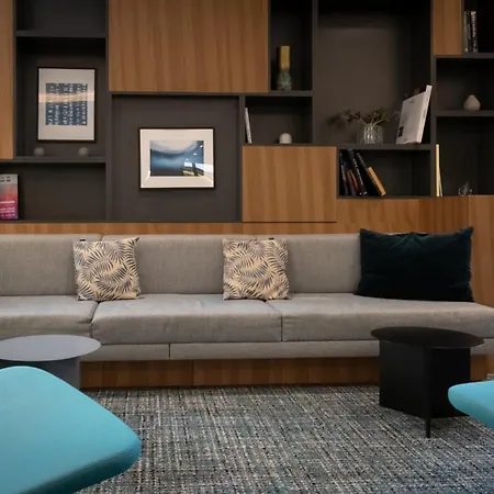 מלון דירות Nemea Palais 4*