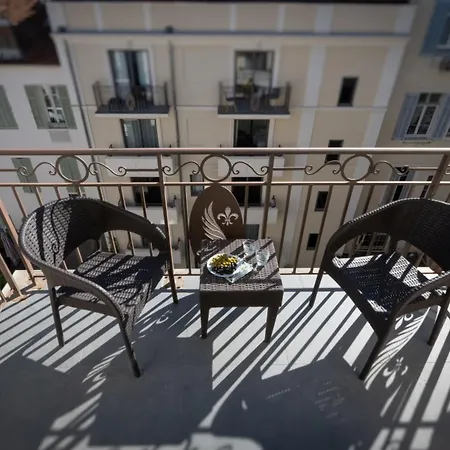 Néméa Palais Aparthotel Cannes