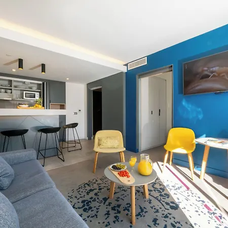 Nemea Palais 4*
