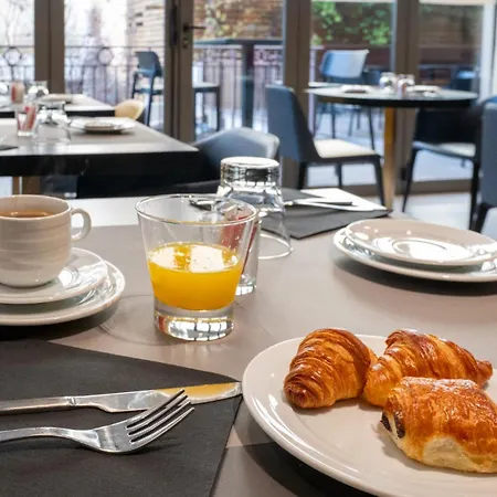 Lejlighedshotel Nemea Palais 4*