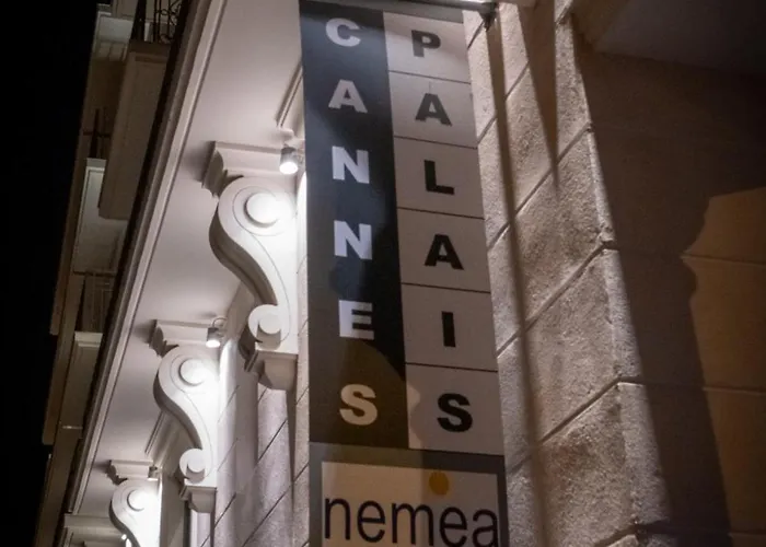 Nemea Palais Lägenhetshotell Cannes