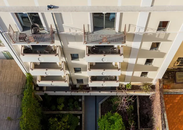 Nemea Palais 4*