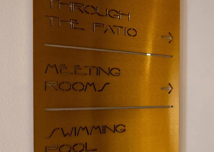 Nemea Palais 4*